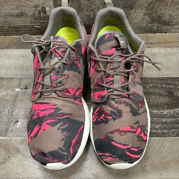 Nike Men’s Size 11.5 Roshe Run Running Shoes Petra Brown Tiger Camo GPX - Picture 5 of 8